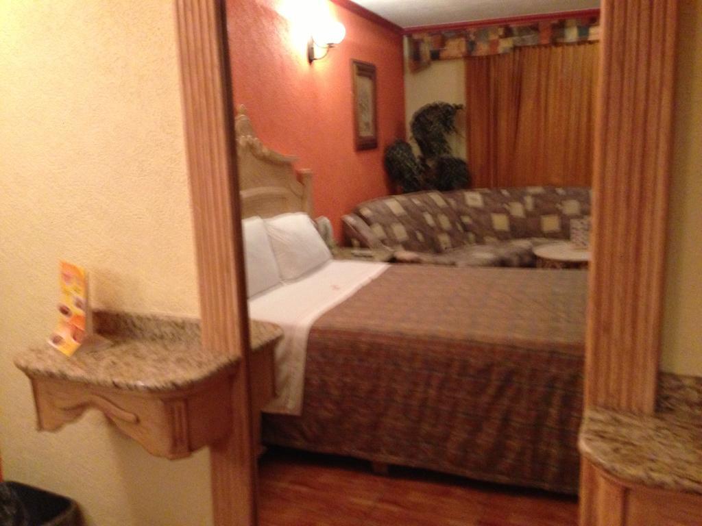 Hotel La Paz Guadalajara Zewnętrze zdjęcie